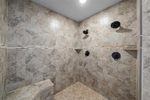 4209 N 141st Street, Basehor, KS 66007
