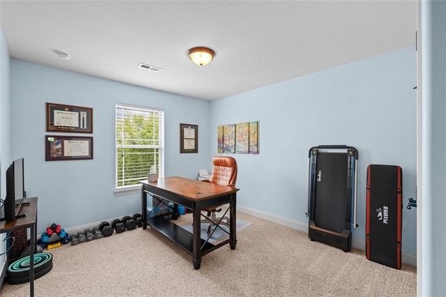 4209 N 141st Street, Basehor, KS 66007