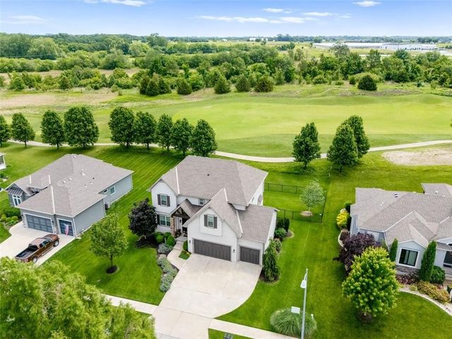 4209 N 141st Street, Basehor, KS 66007