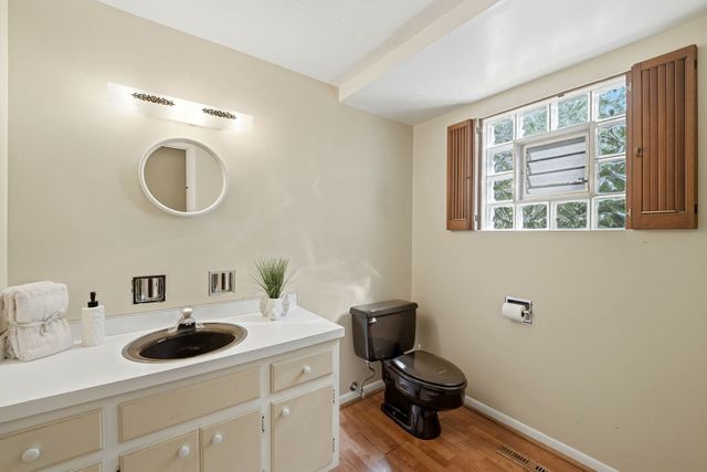 4650 W Lunt Avenue, Lincolnwood, IL 60712