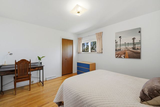 4650 W Lunt Avenue, Lincolnwood, IL 60712