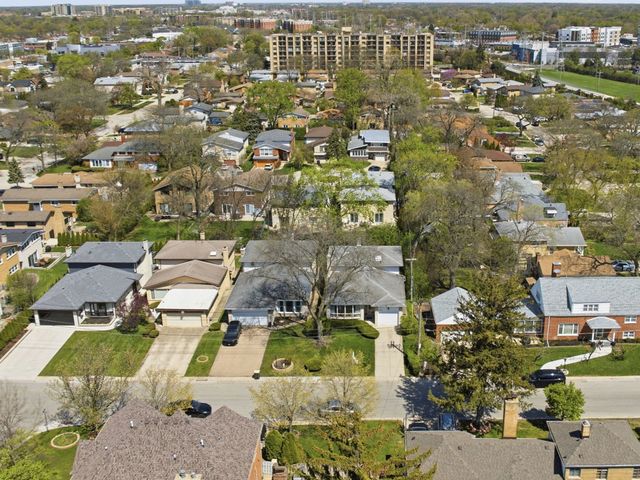 4650 W Lunt Avenue, Lincolnwood, IL 60712