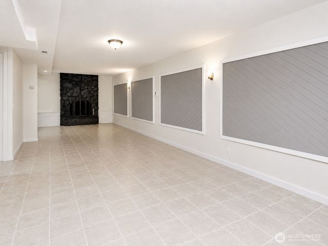 9439 11th Avenue SW, Seattle, WA 98106