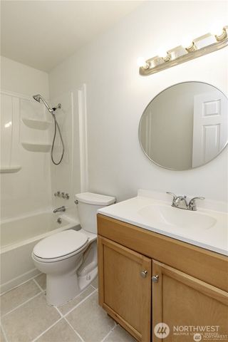 9439 11th Avenue SW, Seattle, WA 98106