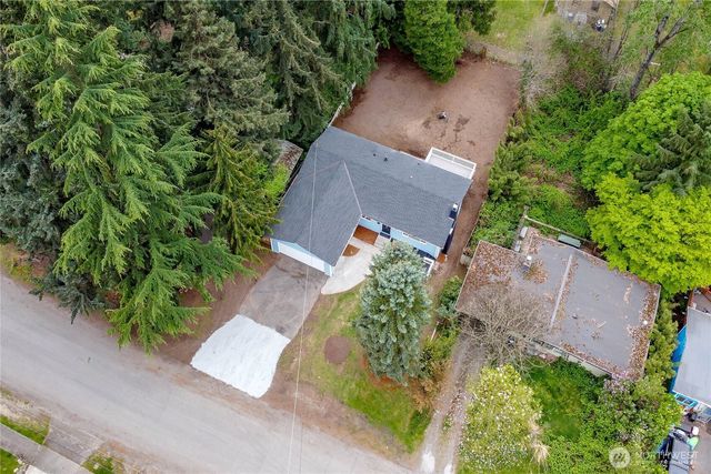 9439 11th Avenue SW, Seattle, WA 98106