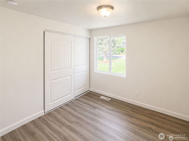 9439 11th Avenue SW, Seattle, WA 98106
