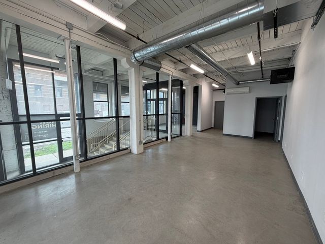 2201 S Halsted Street, Chicago, IL 60608