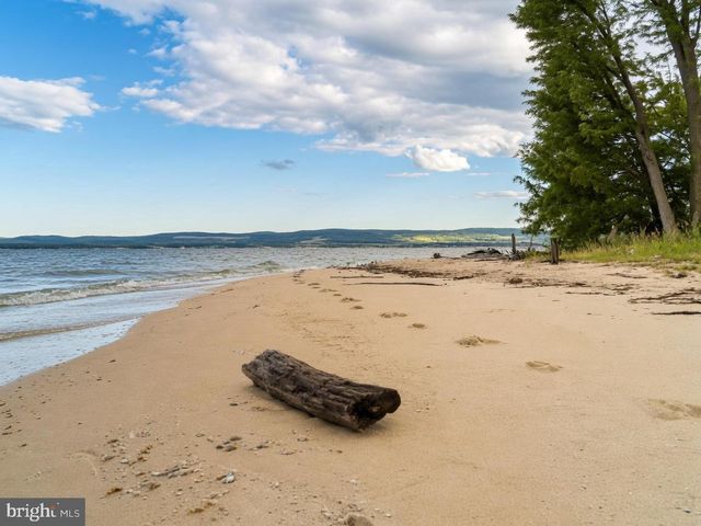 426 SEAGULL LN, Lusby, MD 20657