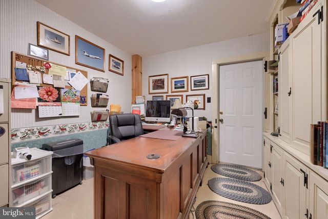 371 E MAIN ST, New Holland, PA 17557