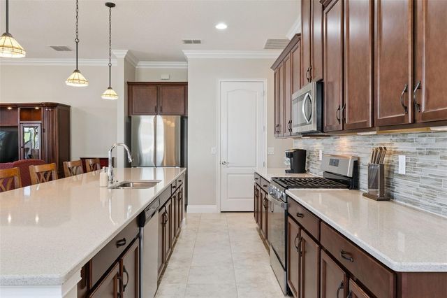 2665 MEADOWEDGE LOOP, St Cloud, FL 34772
