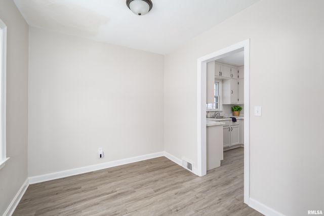 1310 KIRKWOOD Boulevard, Davenport, IA 52803