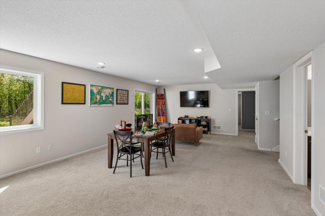 5590 Upper 179th Street, Lakeville, MN 55044