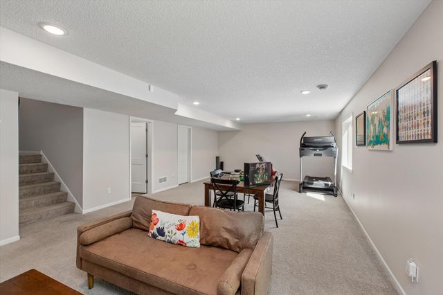 5590 Upper 179th Street, Lakeville, MN 55044