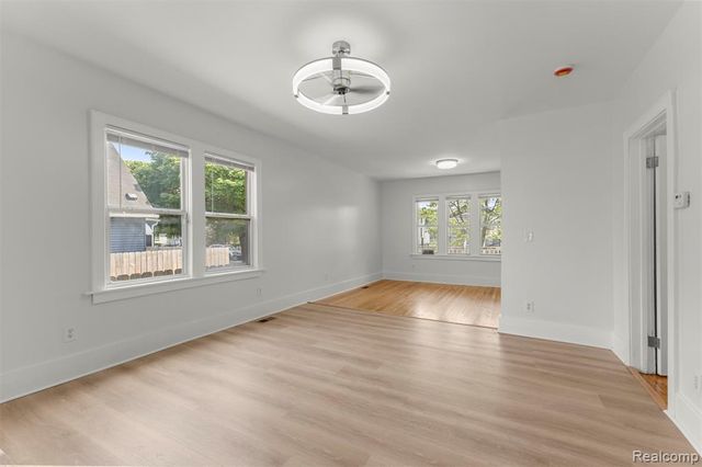 63 Stoner Street, River Rouge, MI 48218