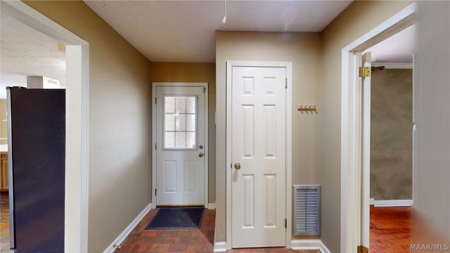 3240 Anne Arbor Place, Montgomery, AL 36106