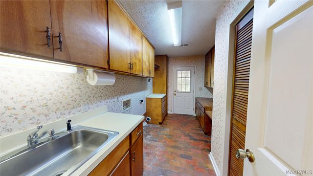 3240 Anne Arbor Place, Montgomery, AL 36106