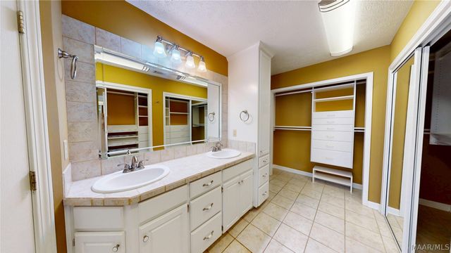 3240 Anne Arbor Place, Montgomery, AL 36106