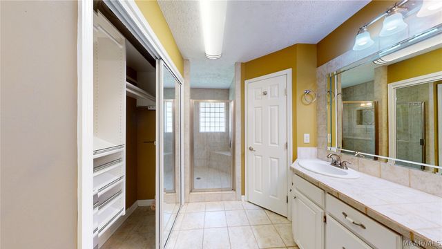 3240 Anne Arbor Place, Montgomery, AL 36106