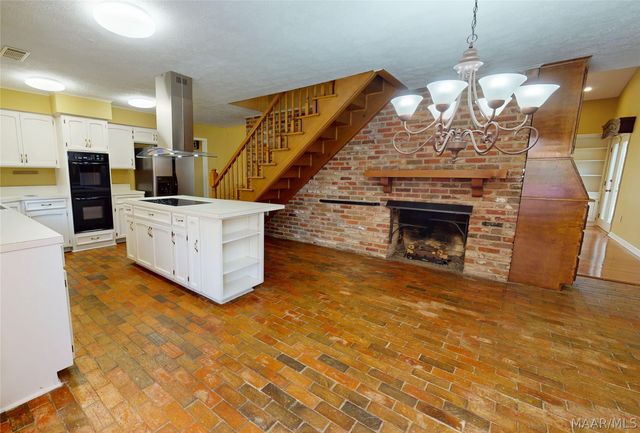 3240 Anne Arbor Place, Montgomery, AL 36106