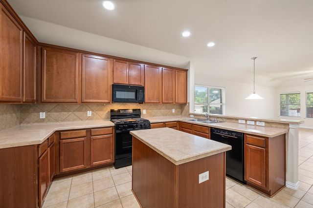 2401 Castle Creek Drive, Little Elm, TX 75068