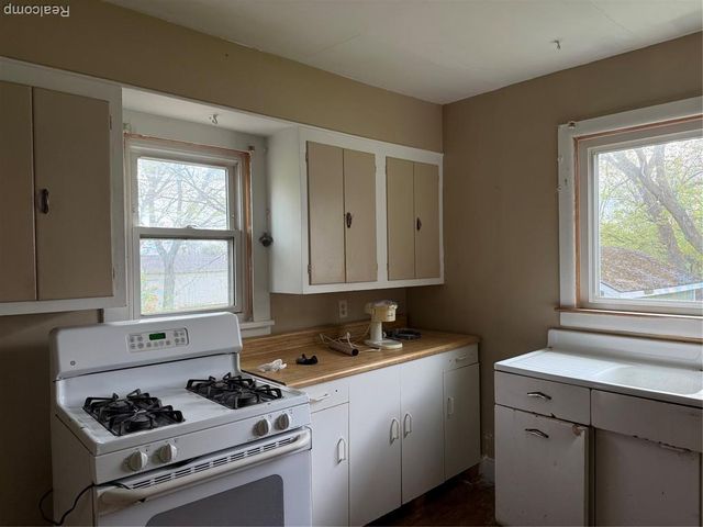 1468 Eggleston Avenue, Flint, MI 48532