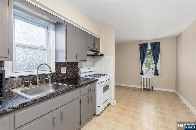 7 Edison Place, East Rutherford, NJ 07073