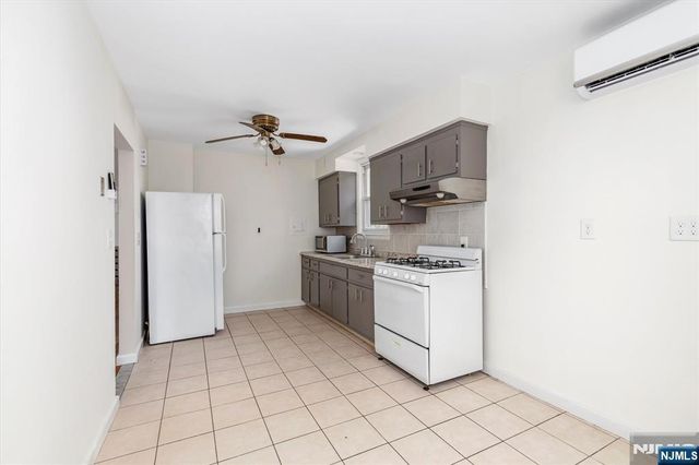 7 Edison Place, East Rutherford, NJ 07073