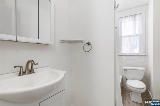 7 Edison Place, East Rutherford, NJ 07073