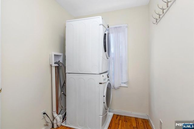 7 Edison Place, East Rutherford, NJ 07073