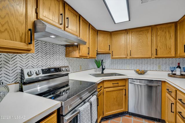 5392 N Paseo De La Terraza, Tucson, AZ 85750