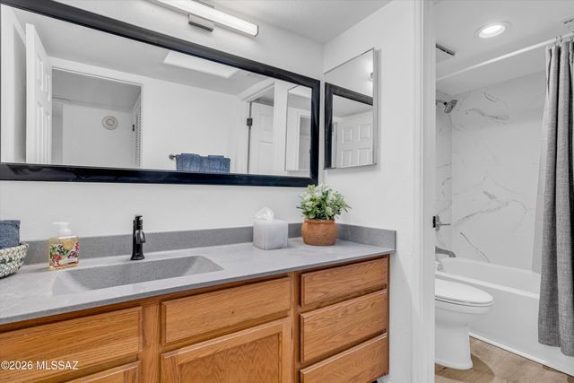 5392 N Paseo De La Terraza, Tucson, AZ 85750