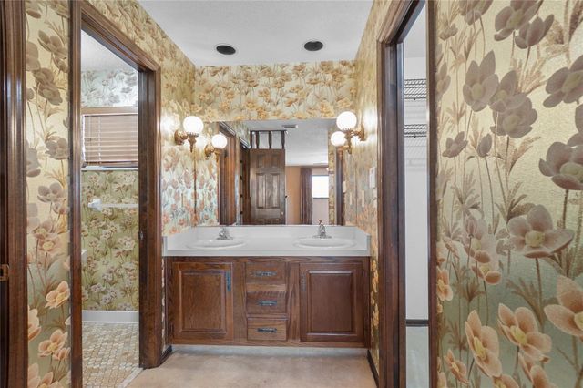 330 SANCHEZ AVENUE, Ormond Beach, FL 32174