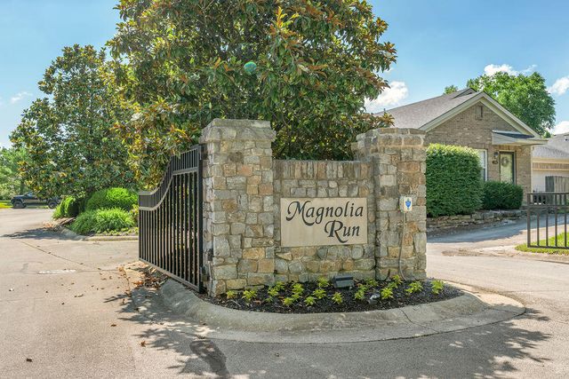 552 Goldon Trophy Trail, Lexington, KY 40514