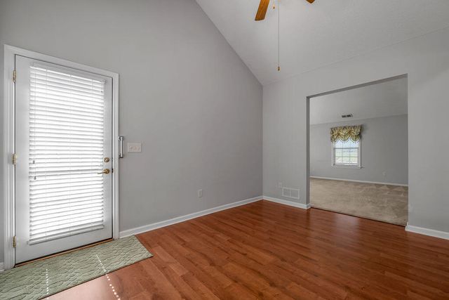 552 Goldon Trophy Trail, Lexington, KY 40514