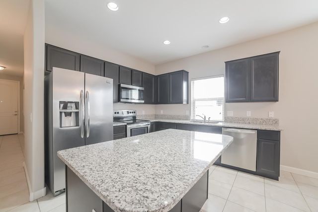 41057 W GANLEY Way, Maricopa, AZ 85138