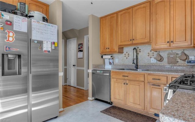 1624 Ridge CT, Virginia Beach, VA 23464