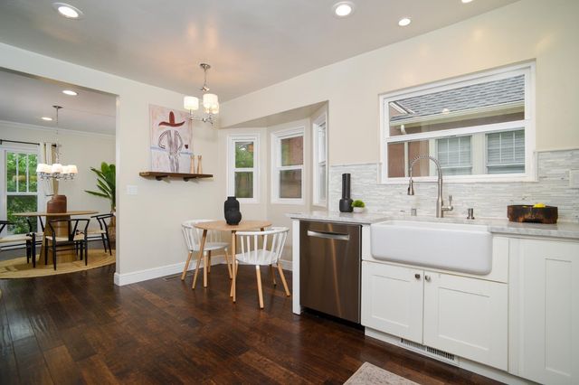 905 47th St, Sacramento, CA 95819