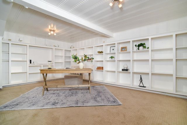 905 47th St, Sacramento, CA 95819