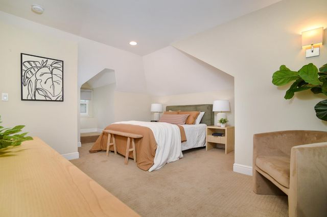 905 47th St, Sacramento, CA 95819