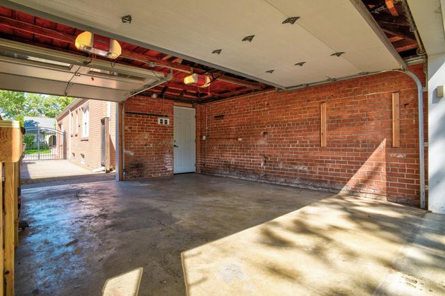 905 47th St, Sacramento, CA 95819