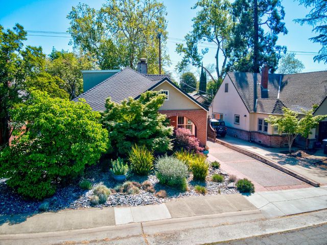 905 47th St, Sacramento, CA 95819