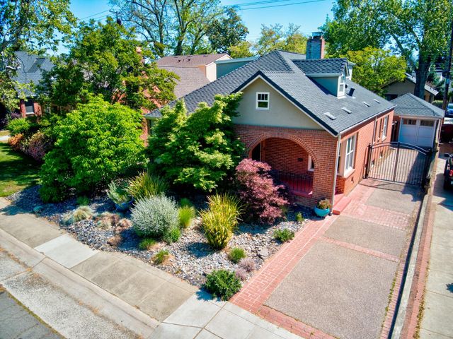 905 47th St, Sacramento, CA 95819