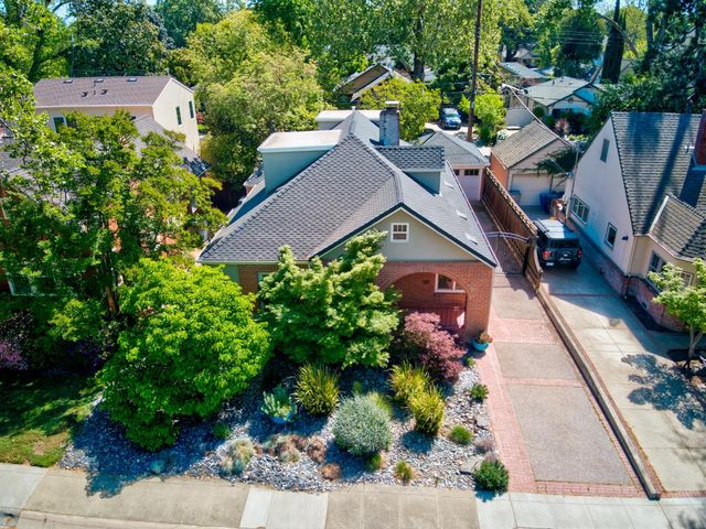 905 47th St, Sacramento, CA 95819