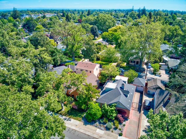 905 47th St, Sacramento, CA 95819