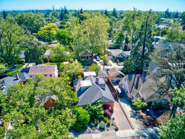 905 47th St, Sacramento, CA 95819