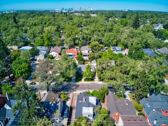 905 47th St, Sacramento, CA 95819