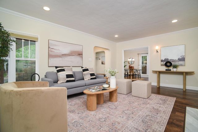 905 47th St, Sacramento, CA 95819