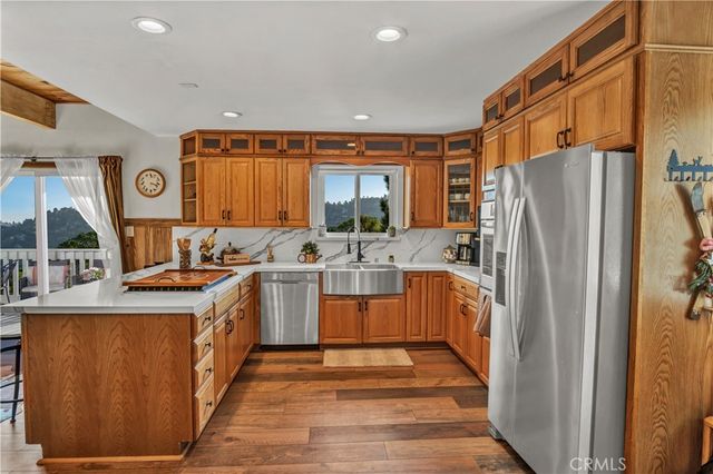 1243 North Grass Valley, Lake Arrowhead, CA 92352