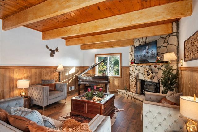 1243 North Grass Valley, Lake Arrowhead, CA 92352