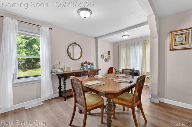 28304 Eton Street, Westland, MI 48186